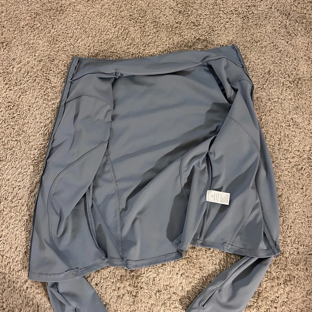 Light Blue athletic zip up jacket! - Picture 4 of 6